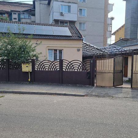 La Bebe 3 Apartment Hunedoara Exterior photo